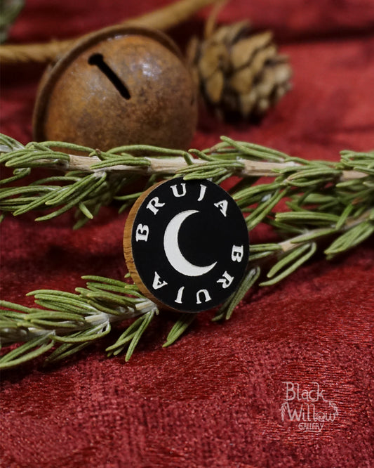 Bruja Wooden Pin
