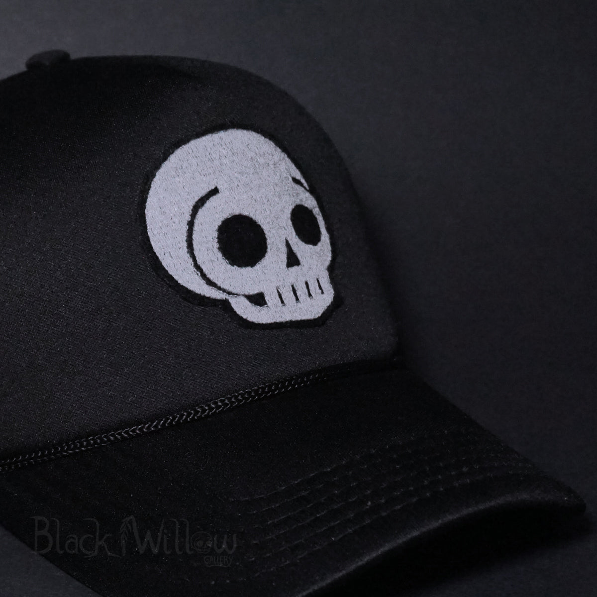 Grey Skull Turckers Hat